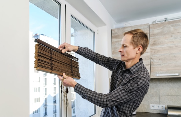 Installing wooden blinds