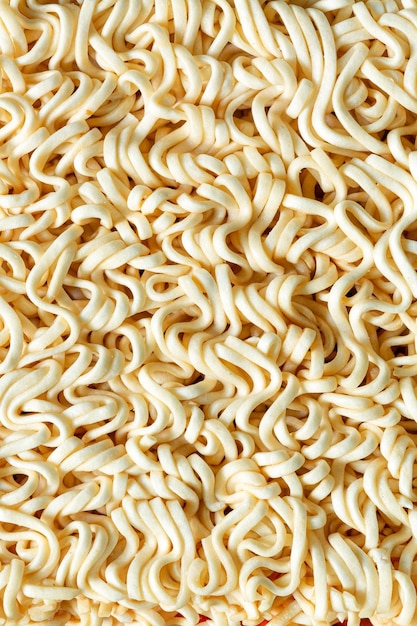 Trama di noodles istantanei per lo sfondo, trama di noodle macro, trama di noodles istantanei, struttura