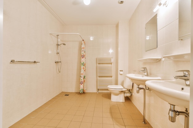 Interieur van de badkamer