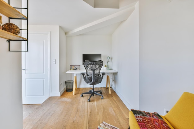 Interieur van een ruime kamer