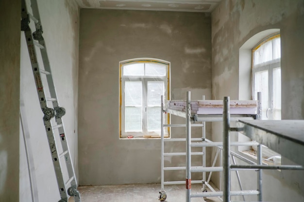Interieur van een verlaten huis