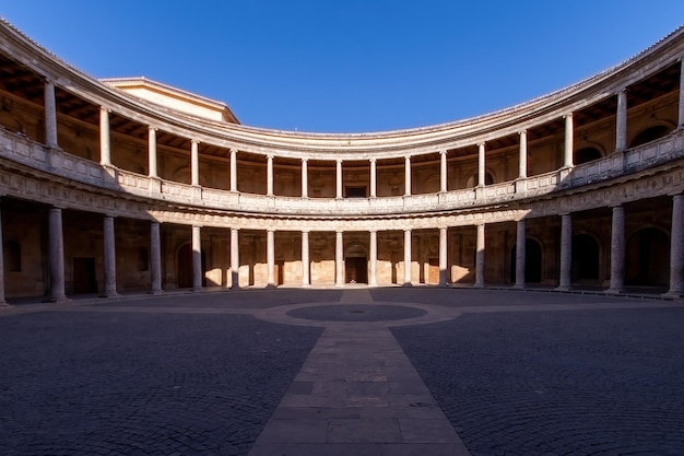 Interieur van het paleis van Karel V in Alhambra Granada Andalusië