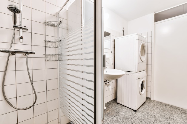 Interieurinrichting van luxe en mooie badkamer