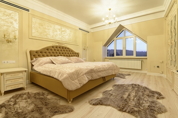Interieurontwerp, luxe grote moderne slaapkamer