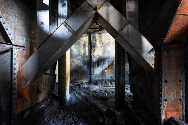 Photo interior of abandoned building