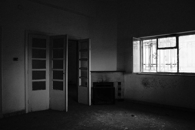 Photo interior of abandoned building