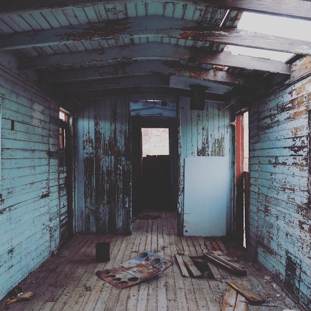 Photo interior of abandoned building