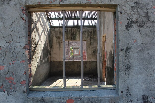 Photo interior of abandoned building