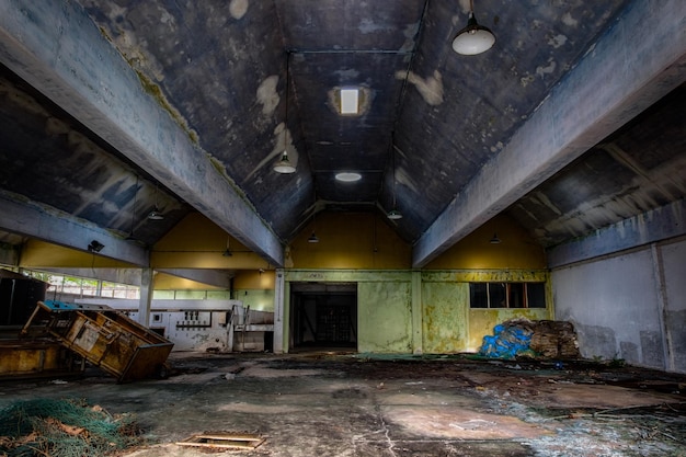 Photo interior of abandoned warehouse