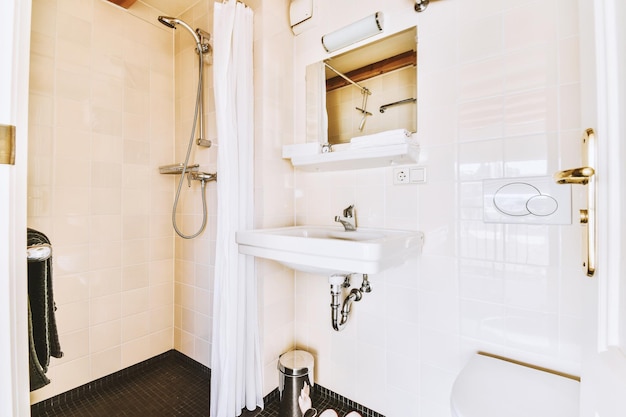 Photo interior of bathroom