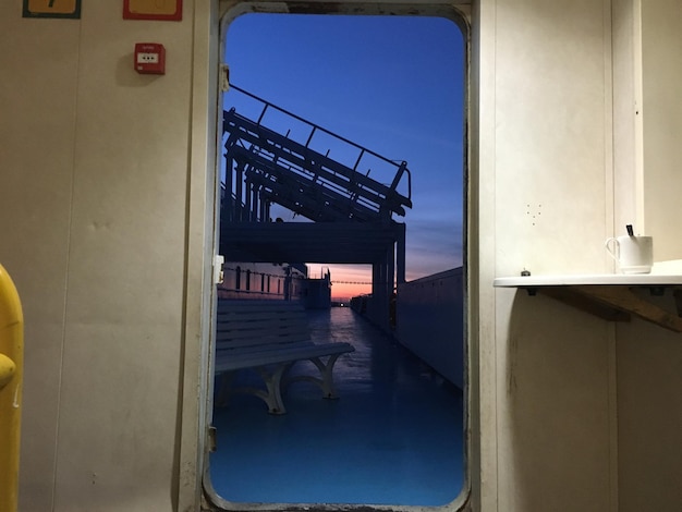 Photo interior of boat during sunset