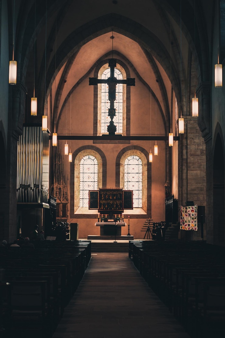 Photo interior of church
