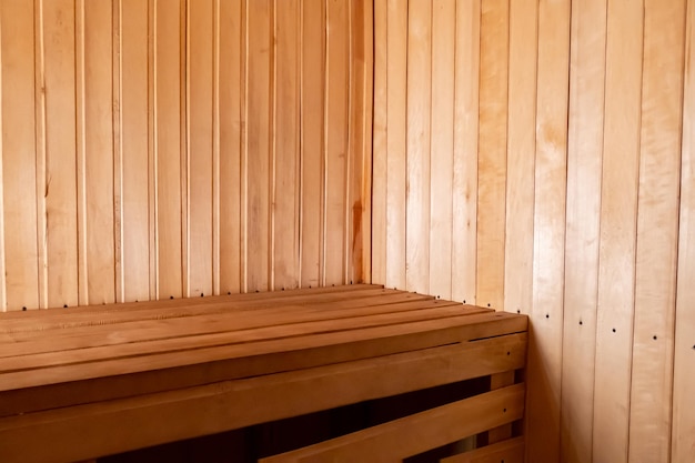 Dettagli interni della tradizionale sauna finlandese bagno turco tradizionale vecchio stabilimento termale russo conce