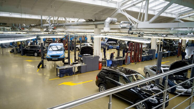 Photo 現代のプロの自動車修理ステーションのインテリア