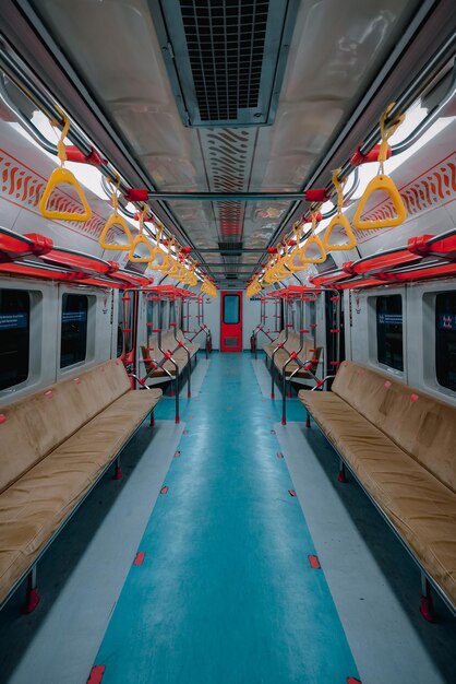 Photo interior of subway