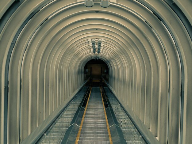 Photo interior of tunnel