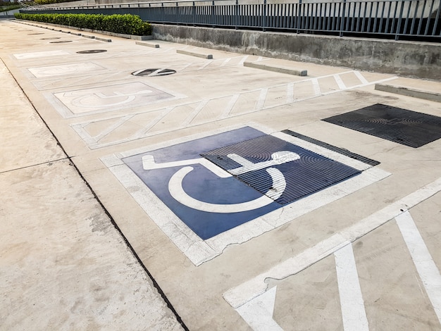 Internationaal gehandicapten (rolstoel) of gehandicapten parkeersymbool