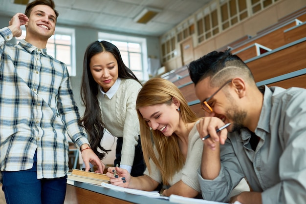 Internationale groep studenten