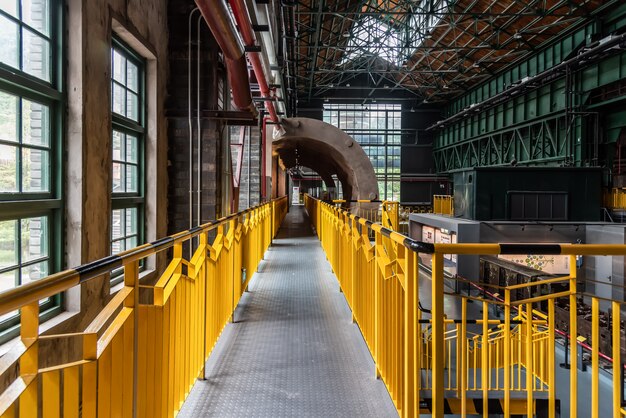 Interne gebouwstructuur en toegang van staalfabriek