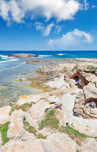 Is Arutas beach on a clear day