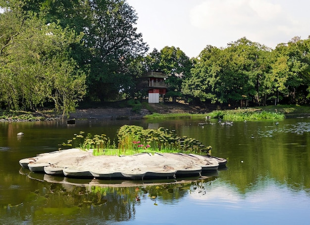 Island floating