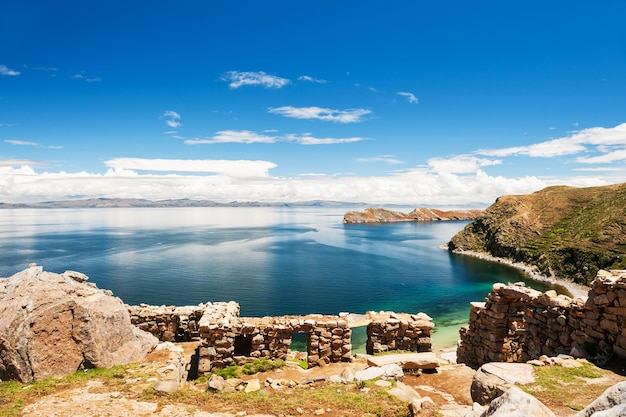 ボリビアのチチカカ湖にある太陽の島（太陽の島）