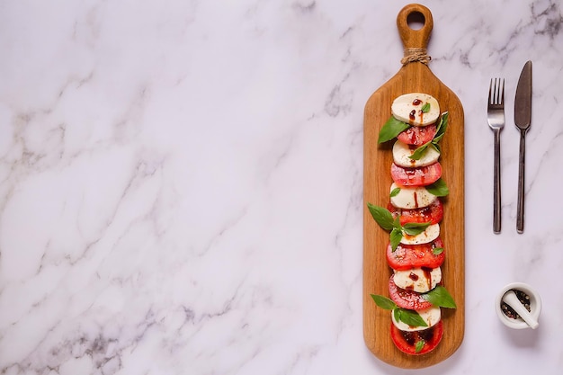 Italiaanse Caprese Salade Met Gesneden Tomaten Mozzarella Basilicum Olijfolie