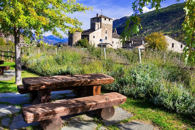 Italiaanse kastelen. valle d'aosta, kasteel sarriod de la tour, italië