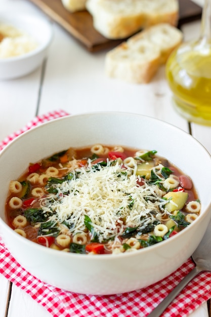 Italiaanse minestronesoep.