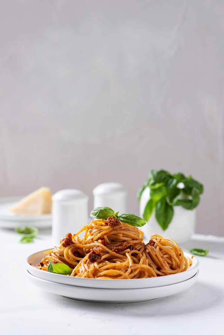 Italiaanse pasta met gedroogde tomaten