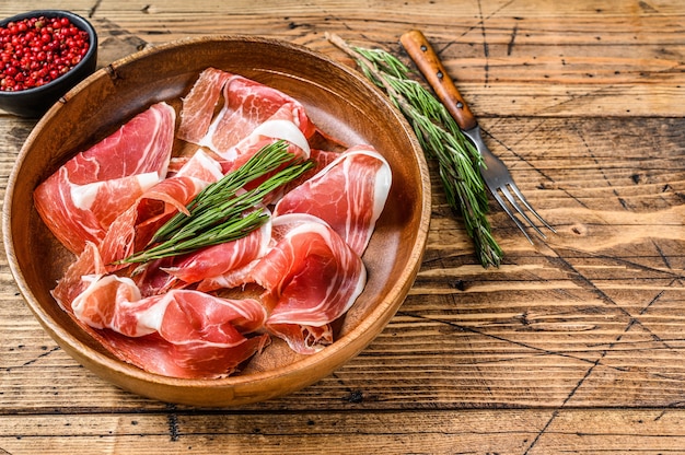 Italiaanse prosciutto crudo rauwe gedroogde ham.