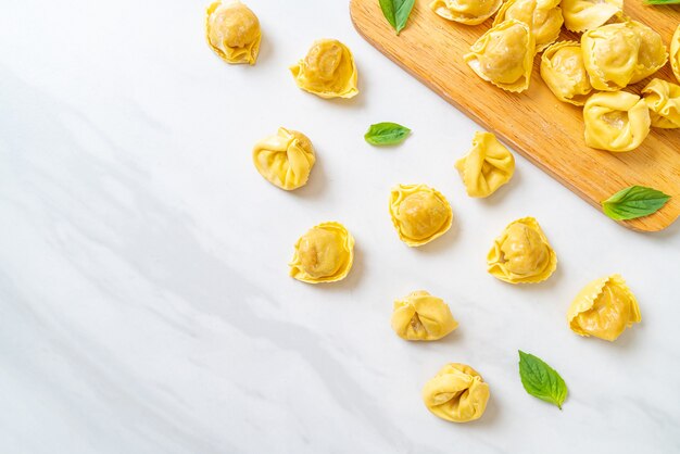 Italiaanse traditionele tortellini