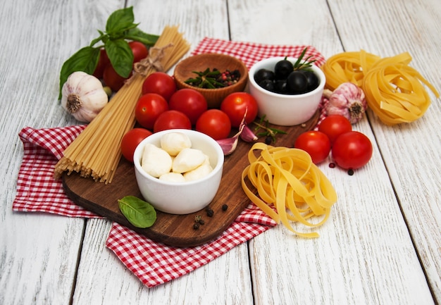 Italian food ingredients 