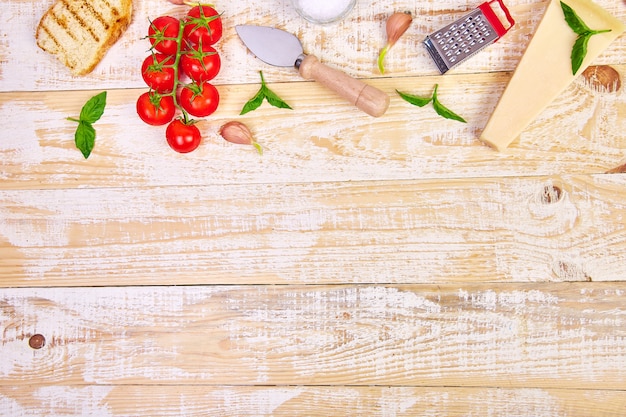 Foto cibo italiano . pronto per la cottura. sfondo cornice alimentare