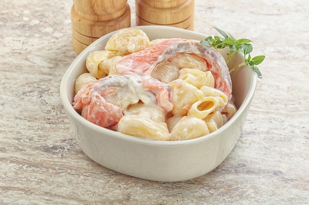 Italian Pasta with salmon and cream cheese