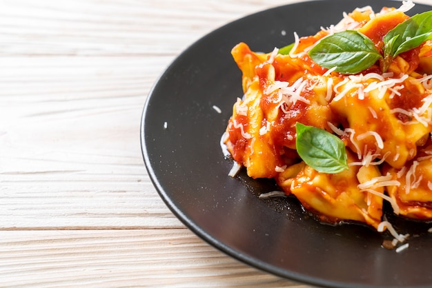 Italian tortellini pasta with tomato sauce