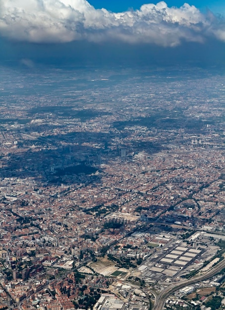 Italië, Lombardije, luchtfoto van Milaan