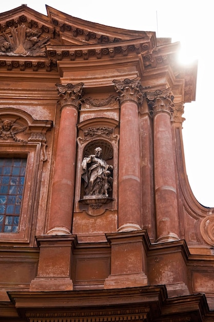 イタリア ラツィオ ローマ SS Trinita dei Pellegrini 教会、Via dell'Arco del Monte