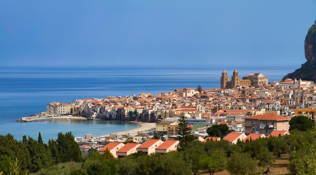 Italy, Sicily, Cefal‚àöœÄ, panoramic view of the town