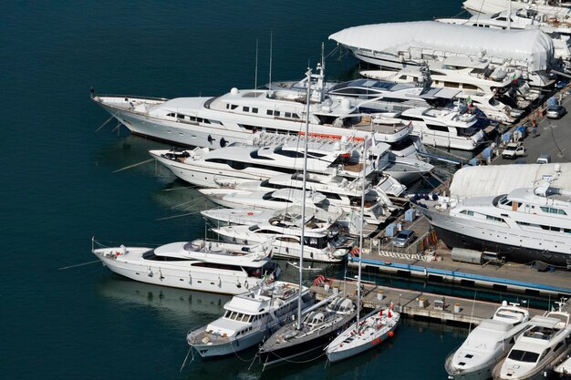 Photo italy, tuscany, viareggio, aerial view of luxury yachts in the port