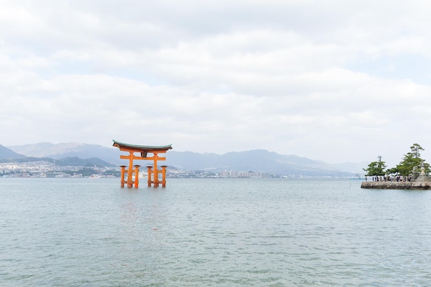 写真 厳島神社のお寺