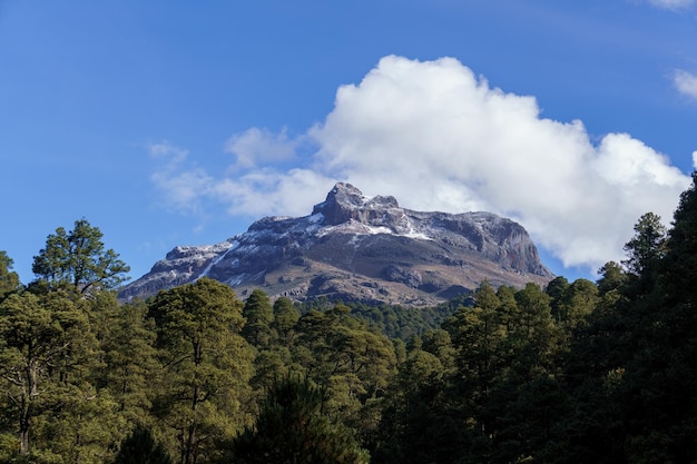 Foto montagna iztaccihuatl a puebla in messico