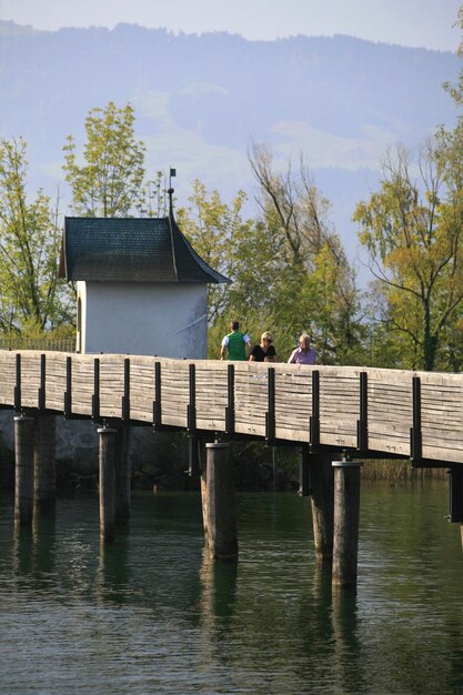 Jacobsroute Nieuwe houten loopbrug van Rapperswil naar Hurden St Gall Zwitserland