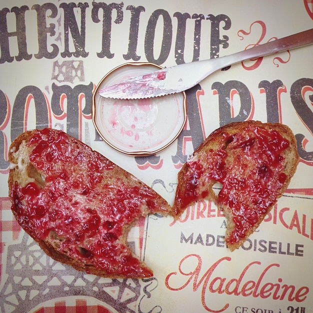 Foto marmellata sul pane