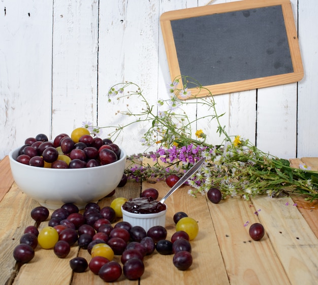 Jam with red and yellow plums