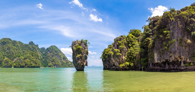 タイのジェームズボンド島