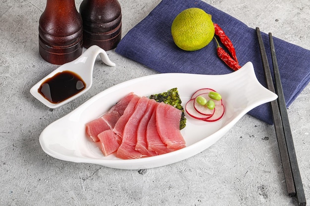 Japanese cuisine sliced raw tuna sashimi