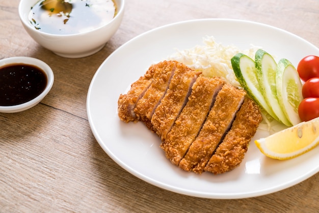 Japanese deep fried pork cutlet (tonkatsu set)