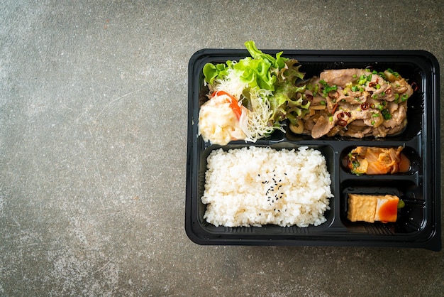 Japanese rice with pork yaki bento set