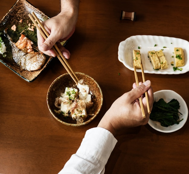 Foto japans eten op tafel